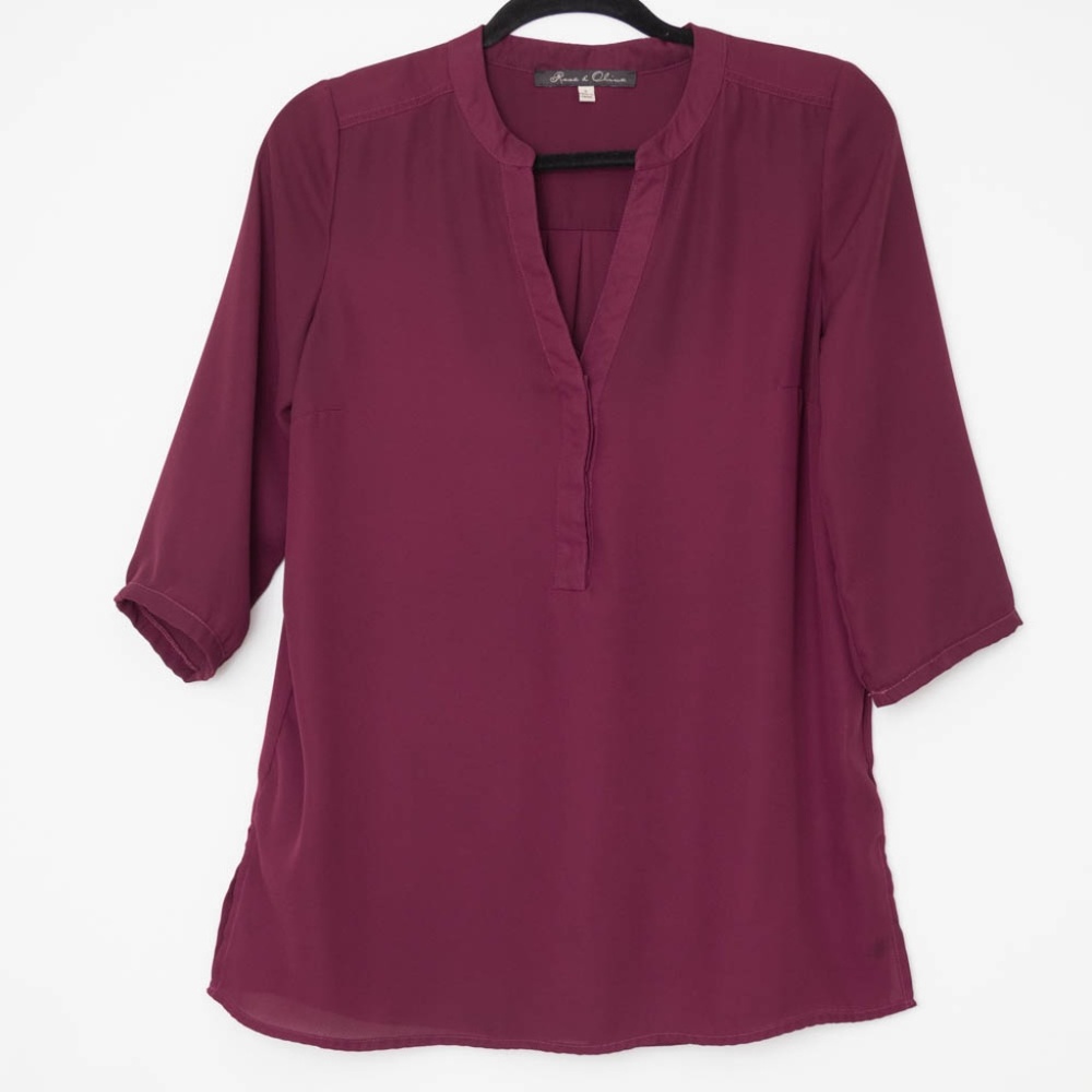 🌺3/$10 Olive & Oak Blouse
